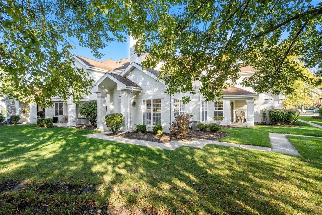 1320 Georgetown Drive, Batavia