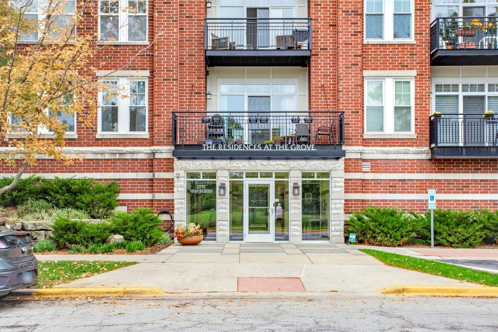 7757 Van Buren Street 511, Forest Park, 60130