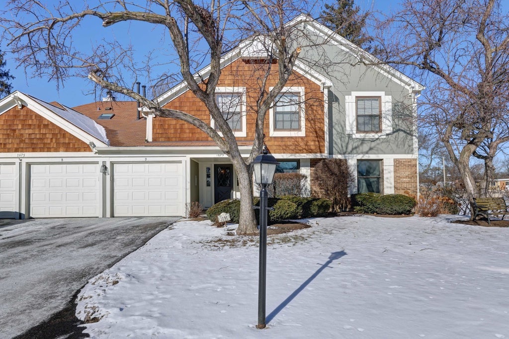 1675 Grosvenor Circle A, Wheaton