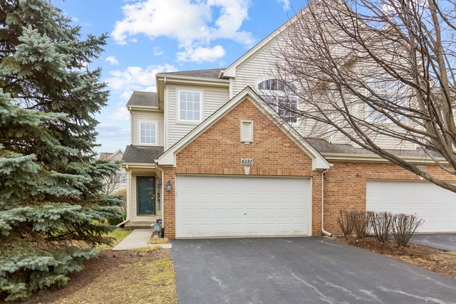 6131 Canterbury Lane, Hoffman Estates