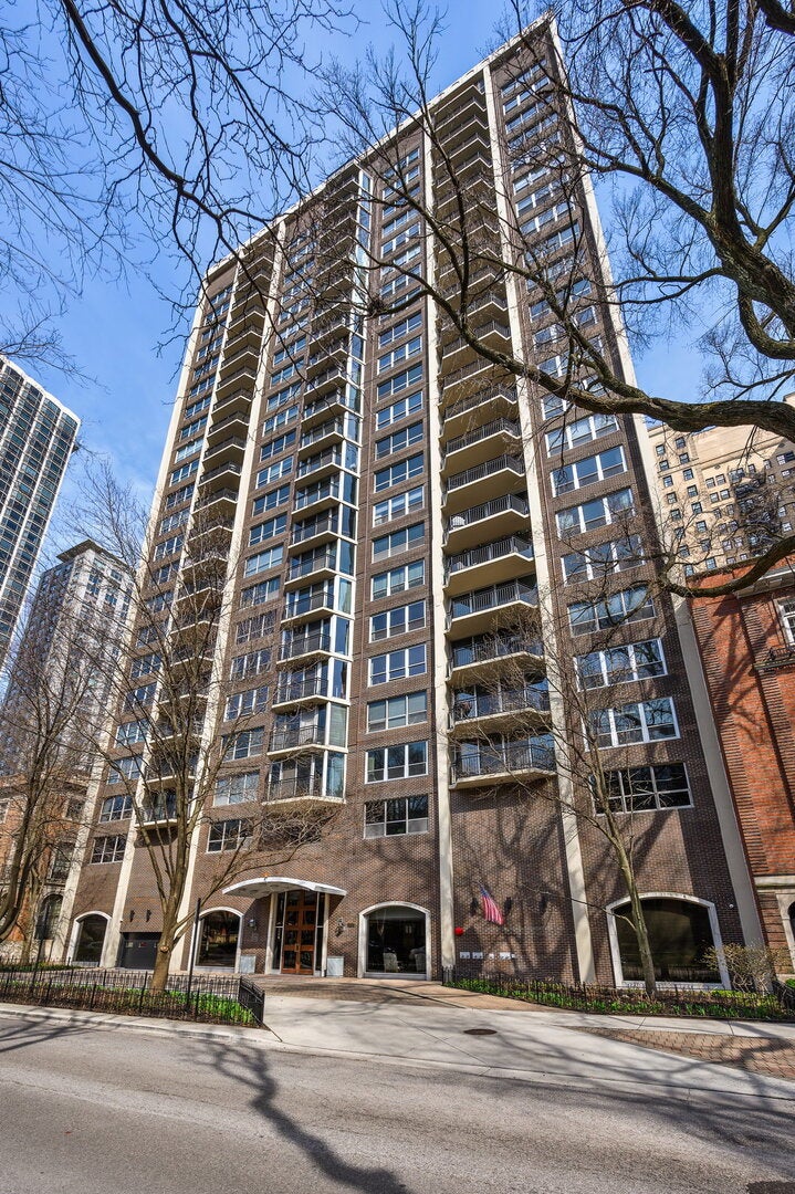 1515 North Astor Street 5a, Chicago, 60610
