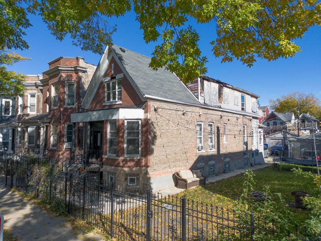1645 North Monticello Avenue, Chicago, 60647