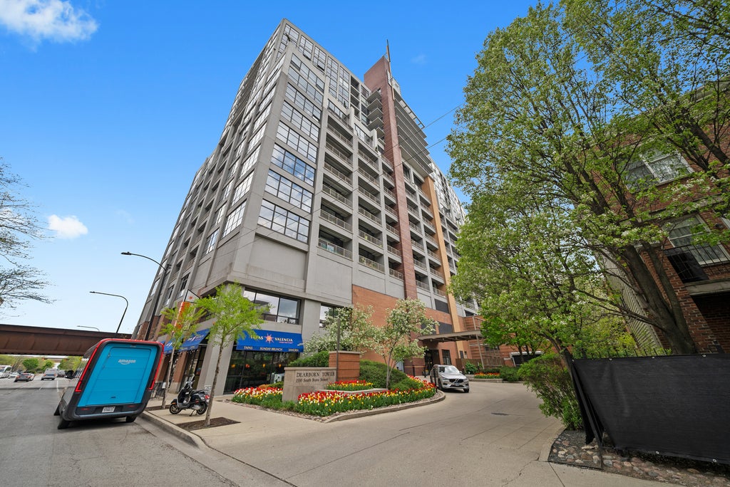1530 South State Street 722, Chicago, 60605