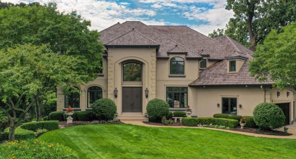 203 Settlers Court, Naperville