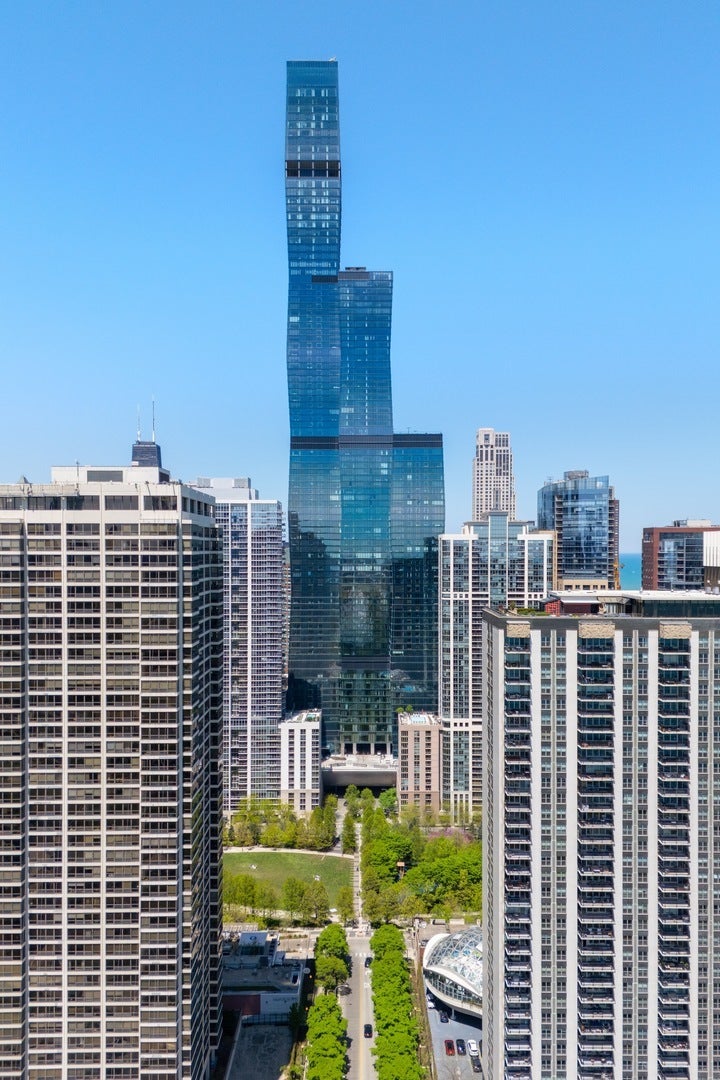 363 East Wacker Drive 6106, Chicago
