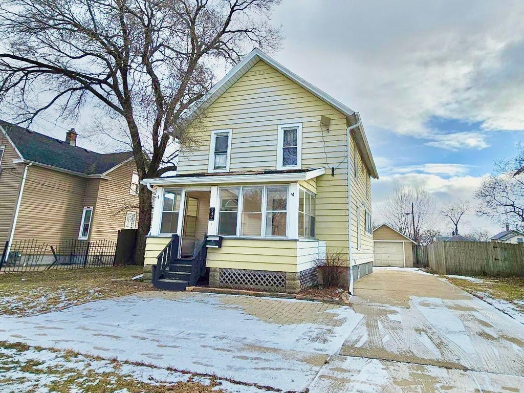 747 Delius Street, Aurora