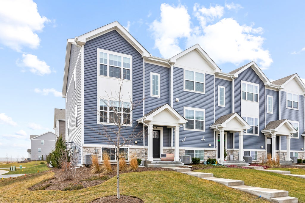 814 Briar Glen Court, Hampshire