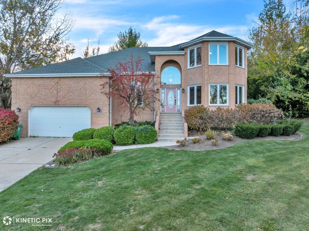 15328 Sharon Drive, Homer Glen