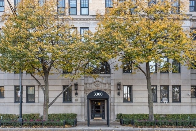 3300 North Lake Shore Drive 15a, Chicago, 60657