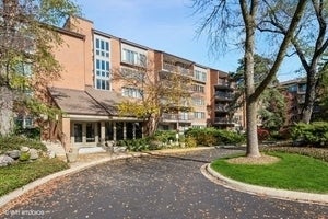 22 Park Lane 220, Park Ridge
