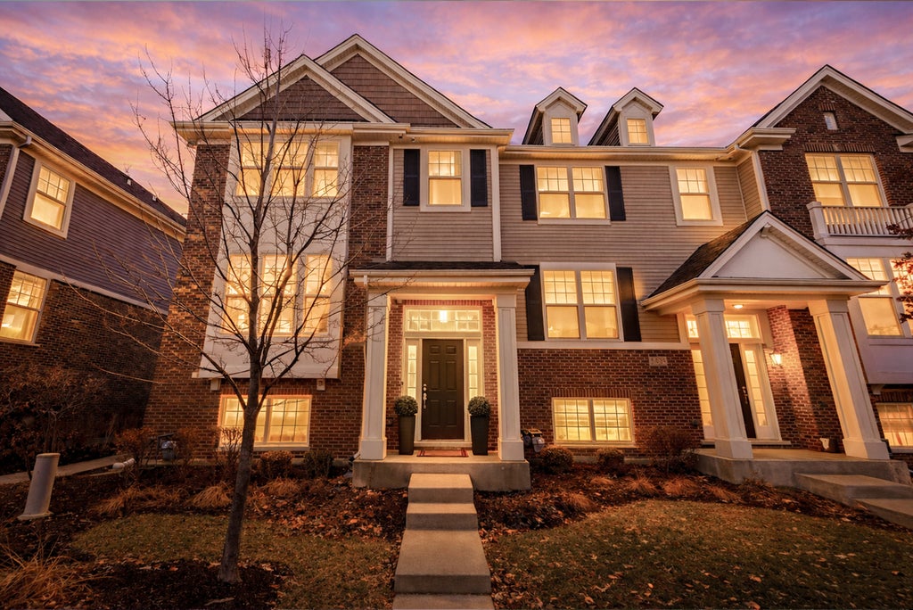 1437 North Charles Avenue, Naperville