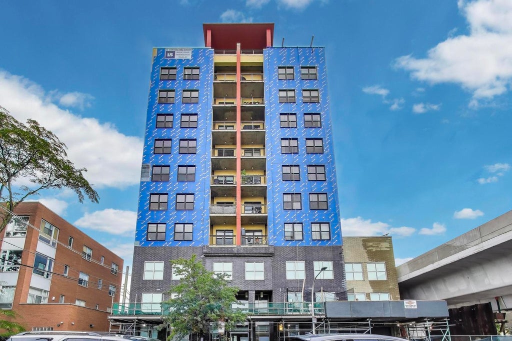 1122 West Catalpa Avenue 703, Chicago, 60640