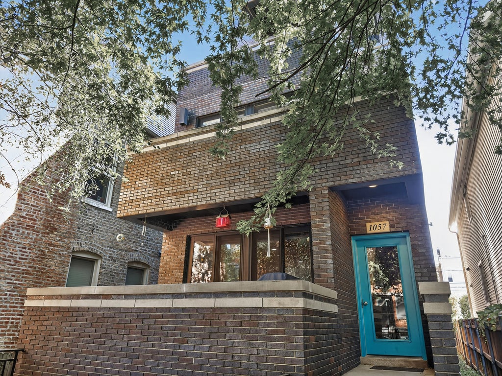 1057 North Marshfield Avenue 3, Chicago