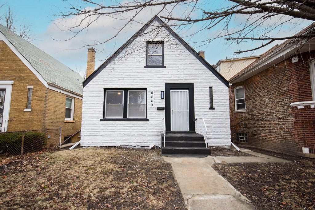 9605 South Greenwood Avenue, Chicago, 60628