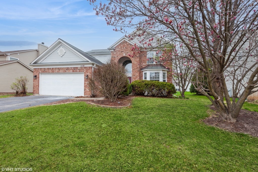 1110 Oakhill Drive, Aurora