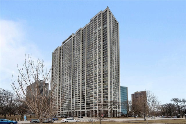 2800 North Lake Shore Drive 1317, Chicago