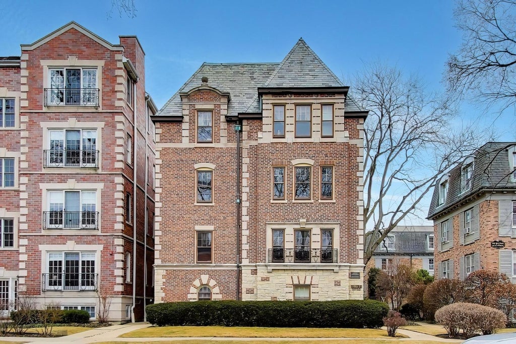 1929 Sherman Avenue 2w, Evanston, 60201