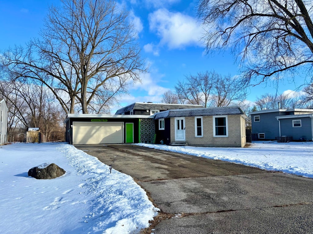 1751 Gary Avenue, Aurora