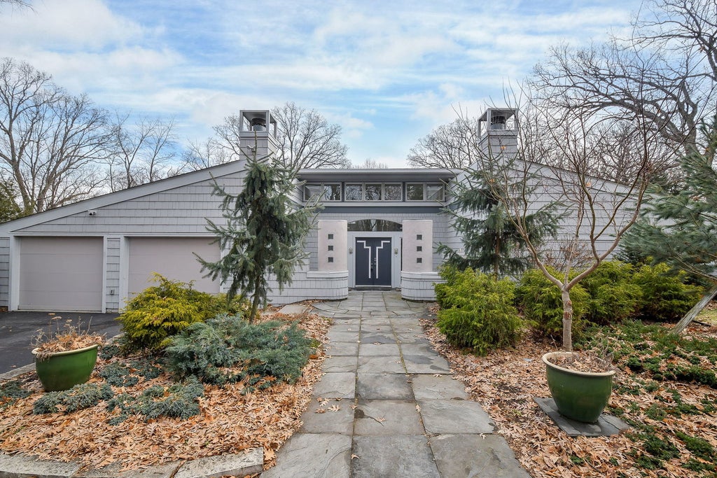 41w219 Forest Lane, Elburn