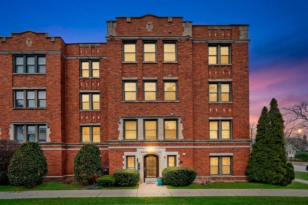 2316 Sherman Avenue 1b, Evanston, 60201