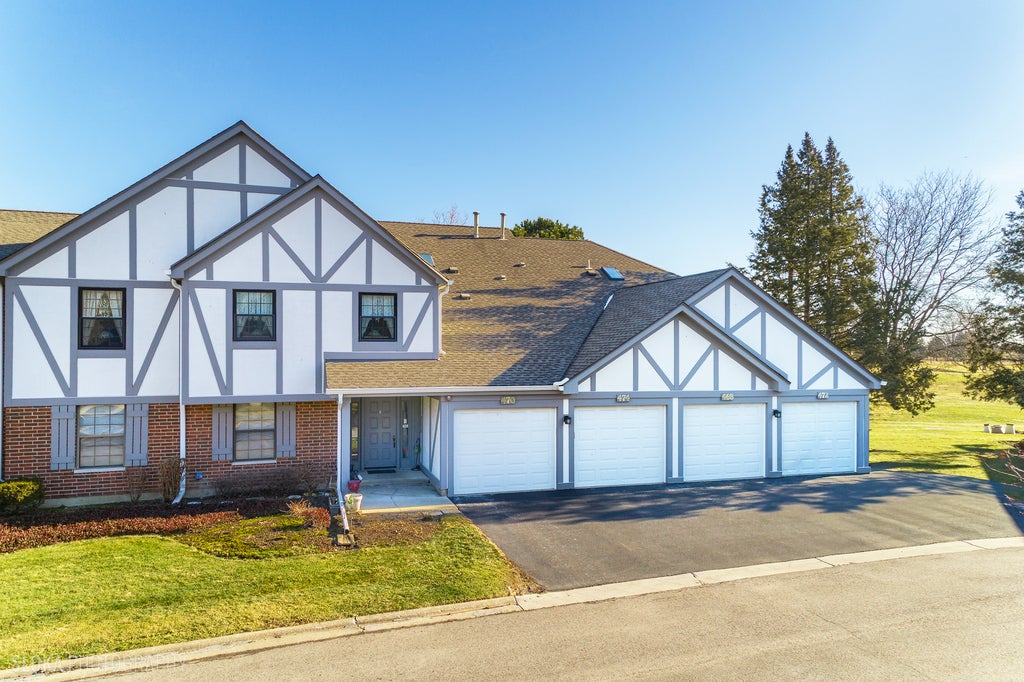 474 Elizabeth Drive 17d, Wood Dale