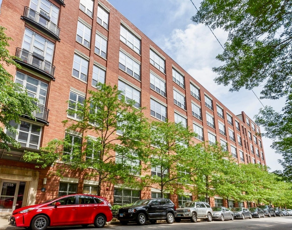 1735 North Paulina Street 212, Chicago, 60622