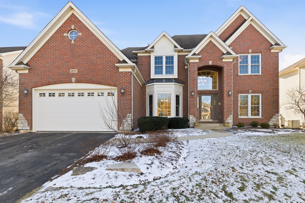 207 Long Beach Road, Oswego