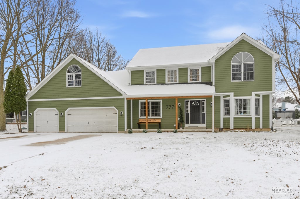 777 Debbie Lane, Sandwich