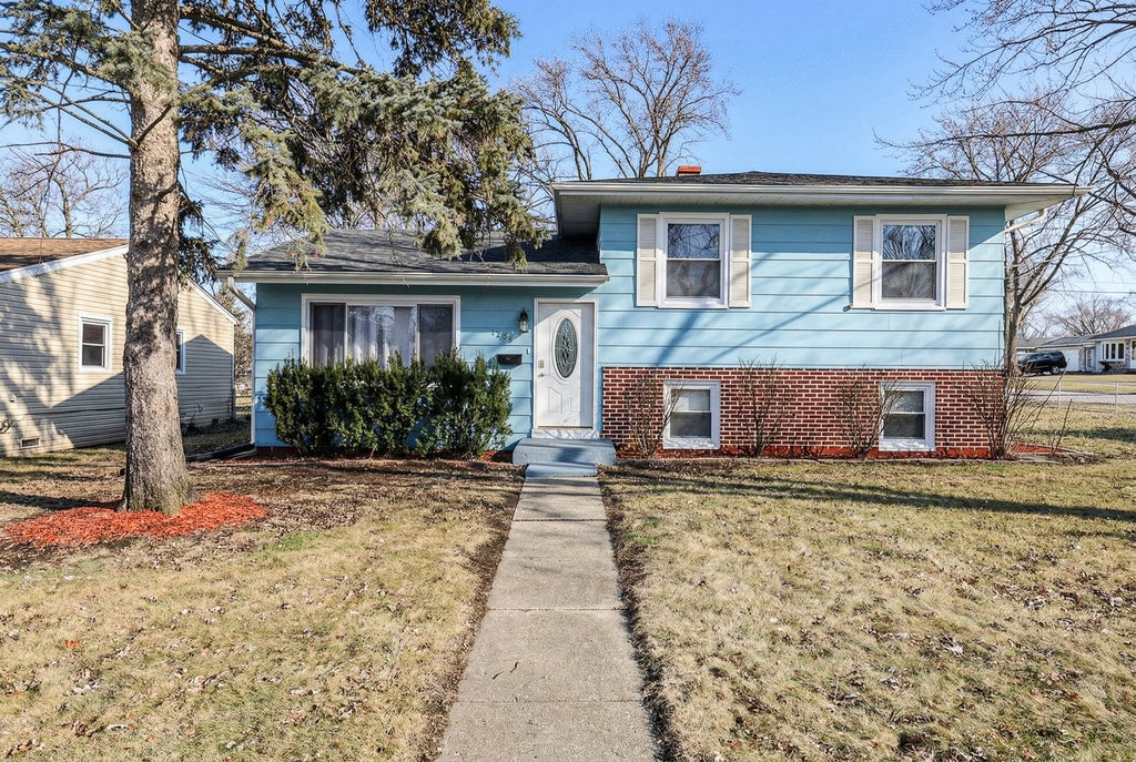 1777 Linden Avenue, Hanover Park