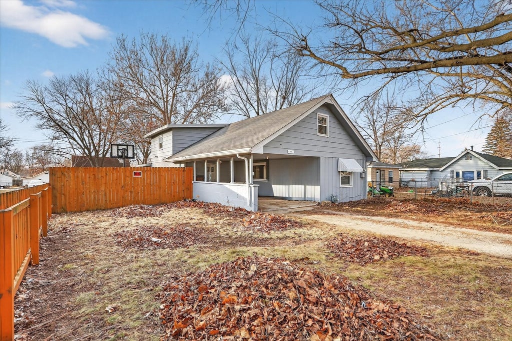 2929 Sewell Street, Rockford