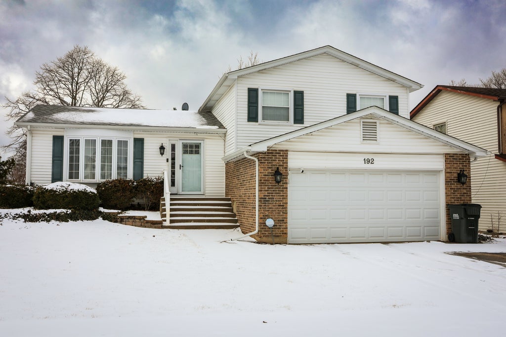 192 Surrey Drive, Carol Stream