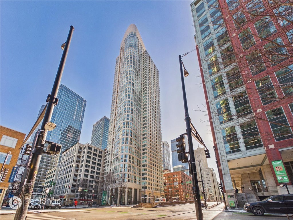 345 North Lasalle Drive 3110, Chicago