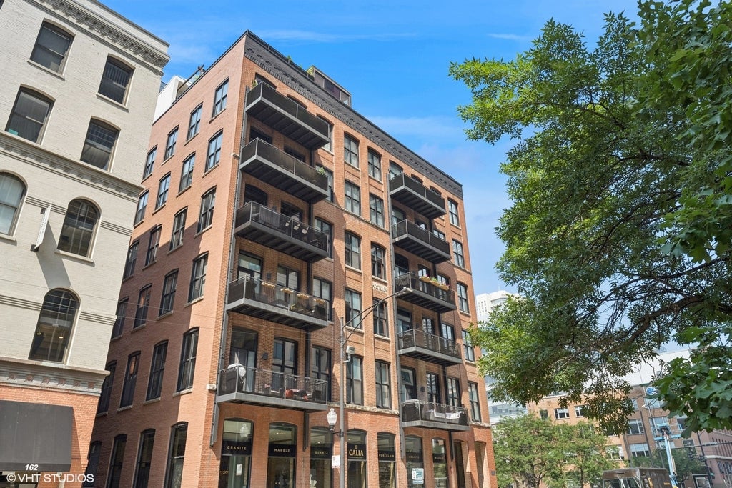 154 West Hubbard Street 603, Chicago, 60654