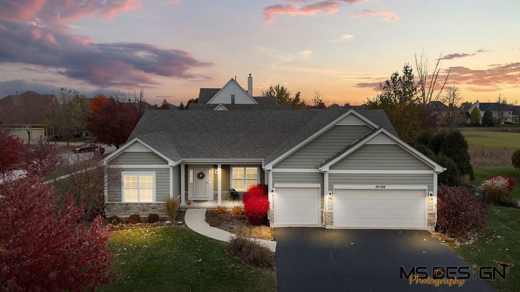 39w918 North Hathaway Lane, Geneva