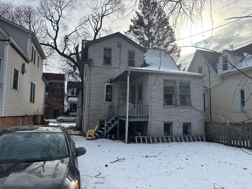 2128 West Eastwood Avenue, Chicago