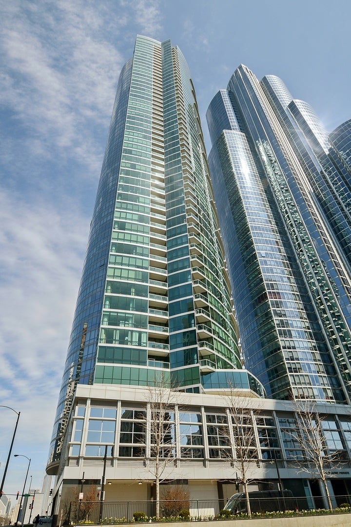 Photo of Listing #12552437