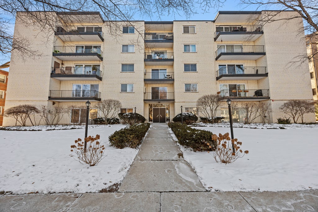820 Oakton Street 2c, Evanston, 60202