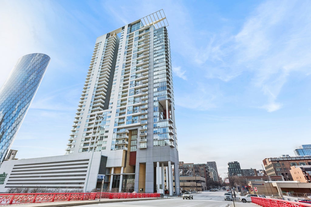 737 West Washington Boulevard 1003, Chicago, 60661