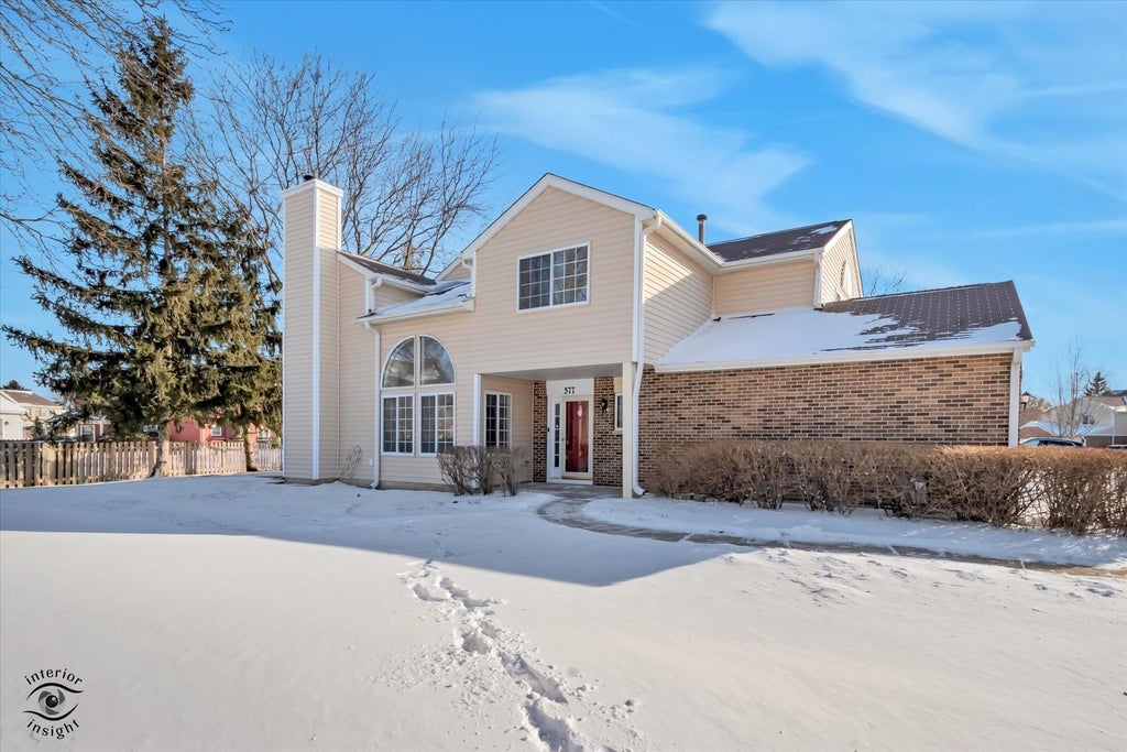 577 Canterbury Drive, Carol Stream