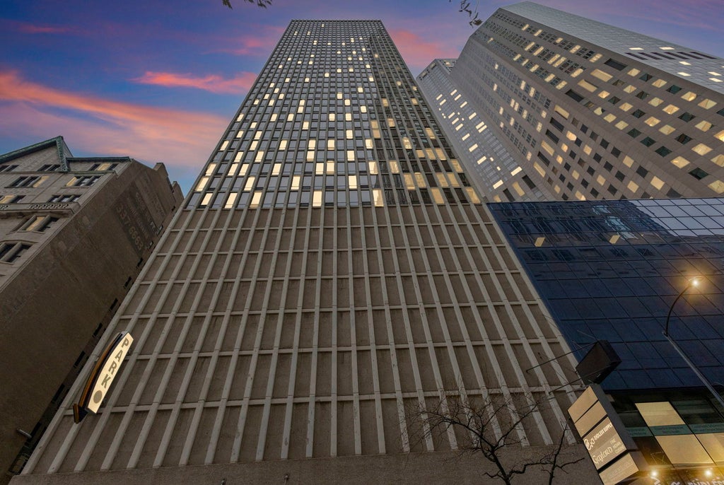 100 East Walton Street 14d, Chicago, 60611