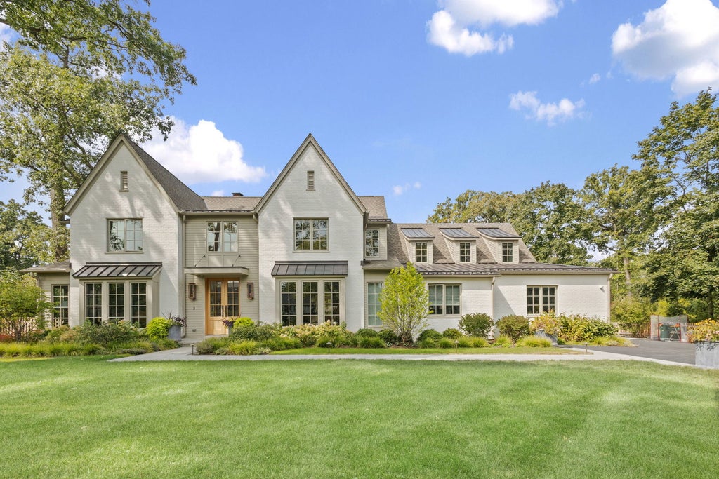 590 Briar Lane, Northfield, 60093