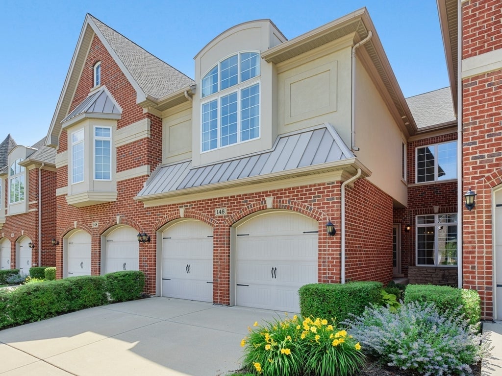 146 Paxton Road, Bloomingdale