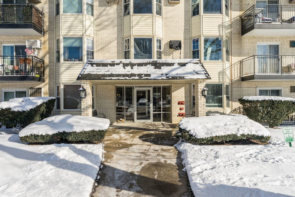 5506 Lincoln Avenue A517, Morton Grove