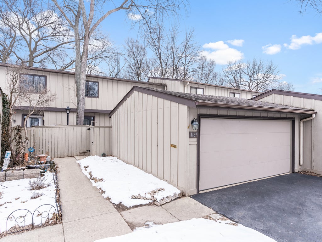 1167 Florimond Drive, Elgin