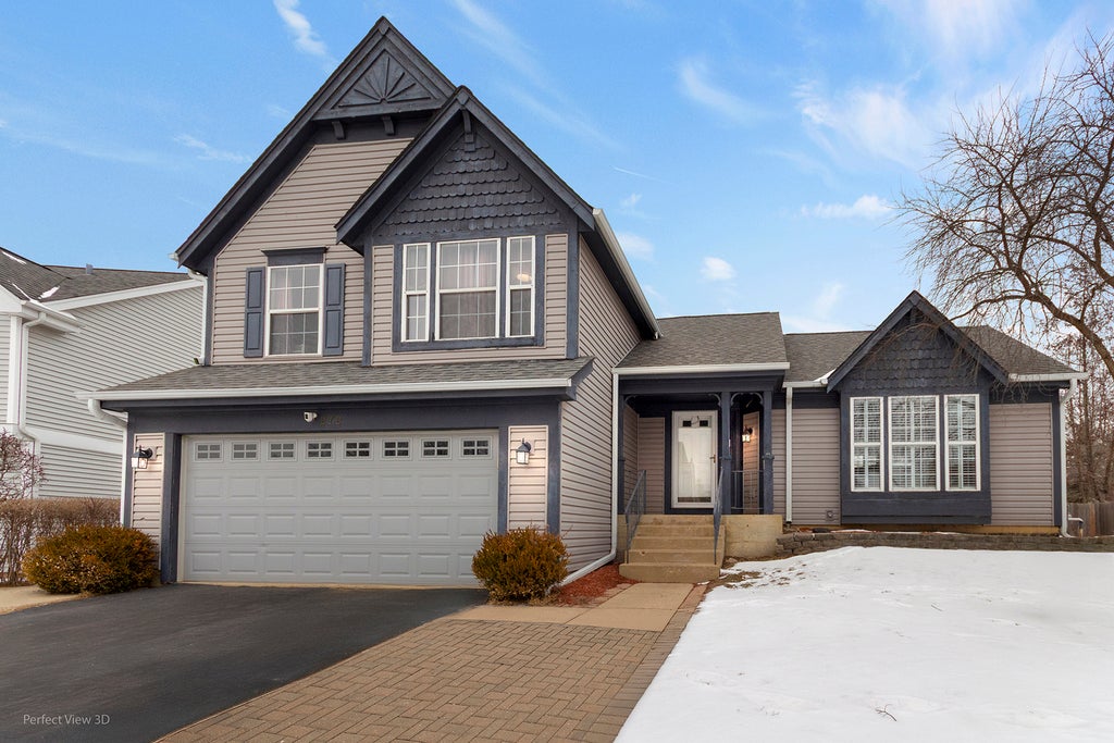 272 Village Lane, Bartlett