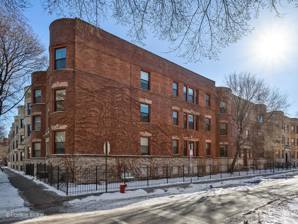 3837 North Wilton Avenue 3, Chicago, 60613