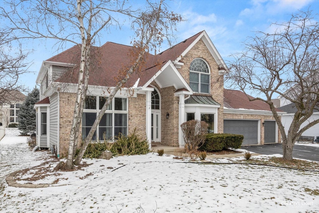 1600 Harris Drive, Aurora