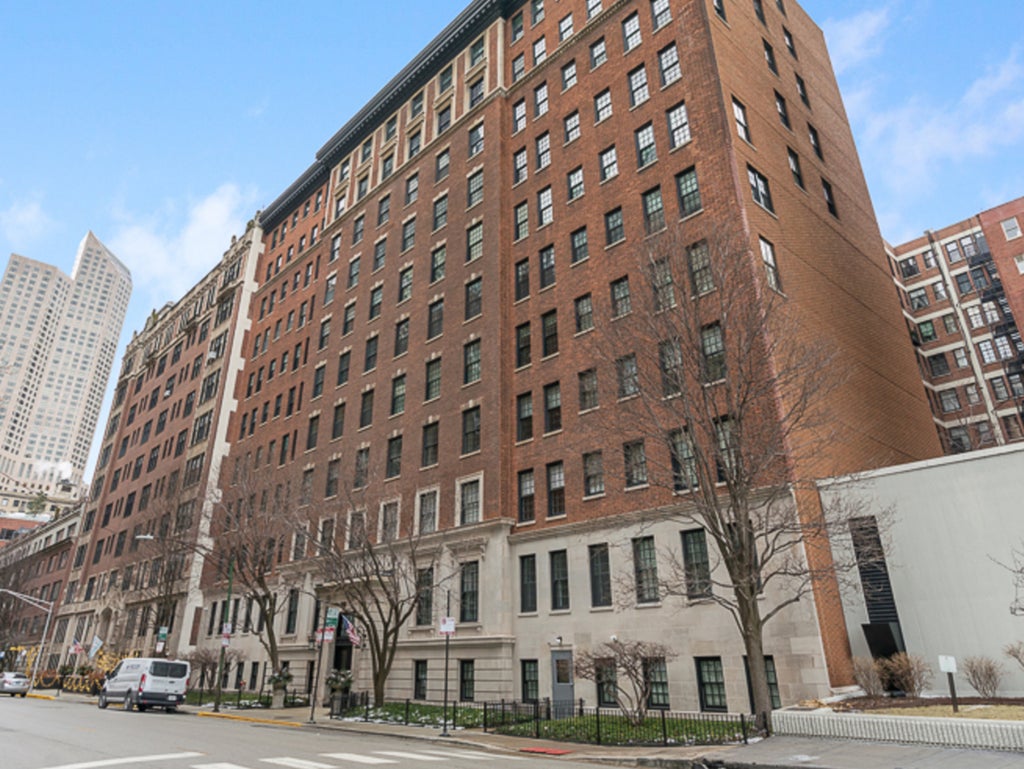 232 East Walton Place 5e, Chicago, 60611