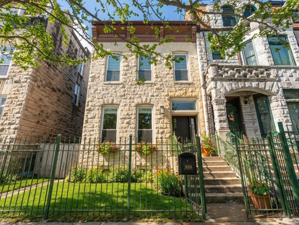 3604 South Prairie Avenue, Chicago, 60653