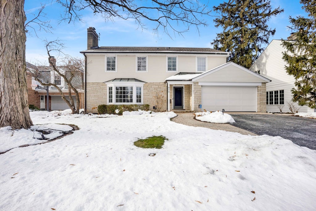 312 Rosewood Avenue, Winnetka, 60093